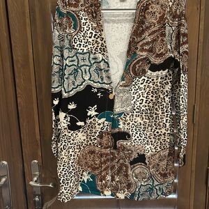 Chico’s long line cardigan sweater Size 1 Medium, single button